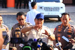 Luar Biasa! Prabowo: Polisi Terluka Saat Ricuh Akan Dapat Kenaikan Pangkat Luar Biasa